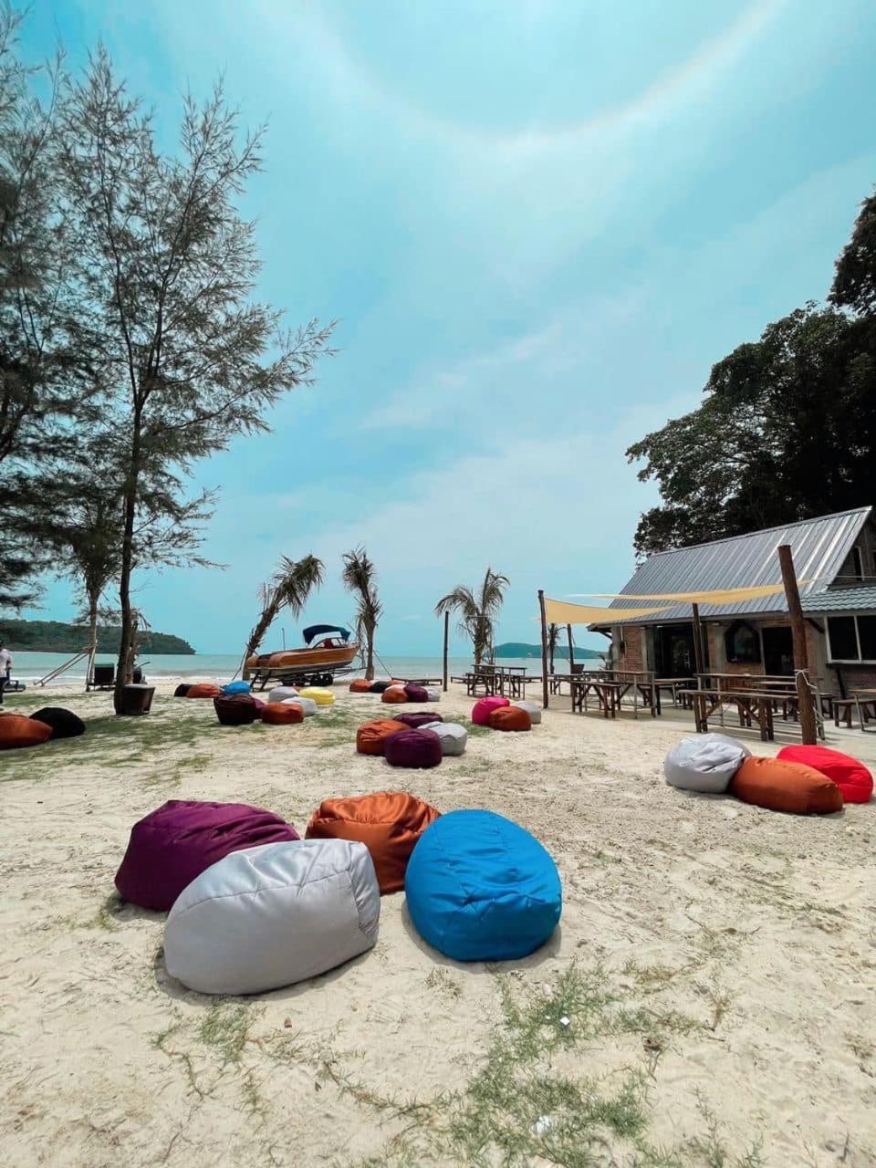 Langkawi Pantai Cenang - Private Beach Glamping Experience Exterior foto