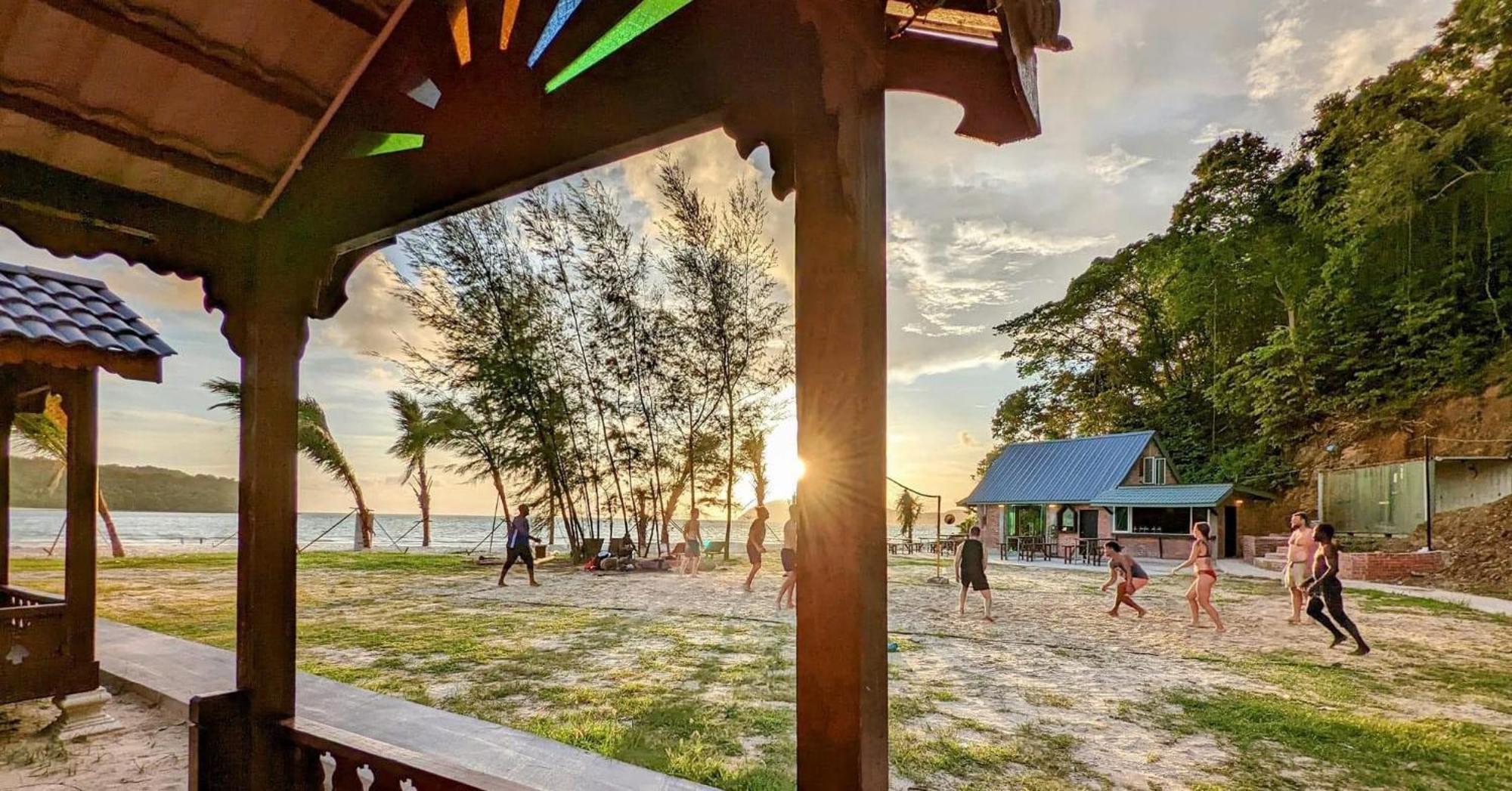 Langkawi Pantai Cenang - Private Beach Glamping Experience Exterior foto
